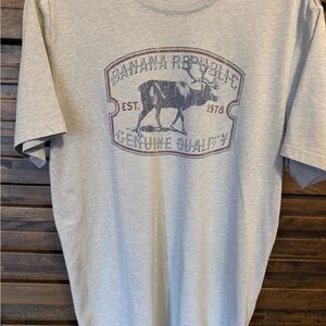 Banana Republic Mens Shirt Medium Moose T-shirt Graphic Tee Genuine Quality Gray